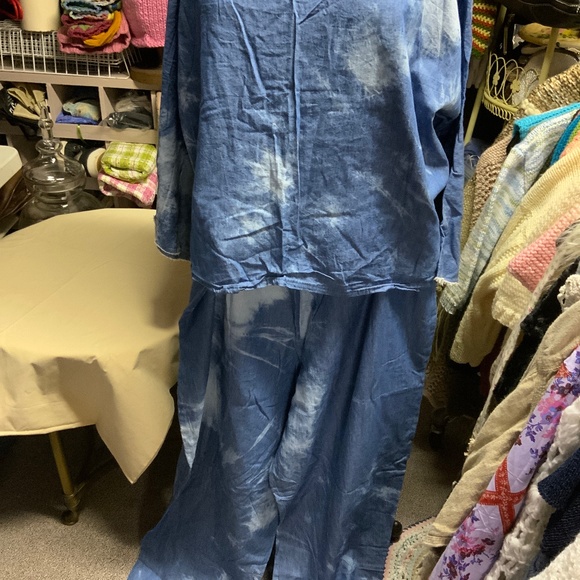 Comfy suit - Picture 1 of 6